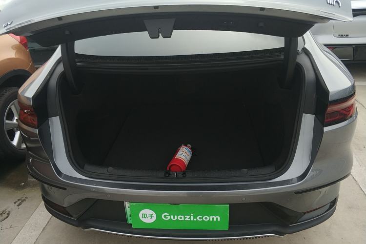 Used BYD Han 2023 EV Champion Edition 715KM Front-Drive Prestige Model Trunk