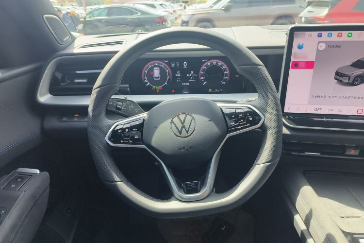 Used Volkswagen Teramont 2025 Tiguan Pro 450TSI Four-Wheel Drive Summit Edition
