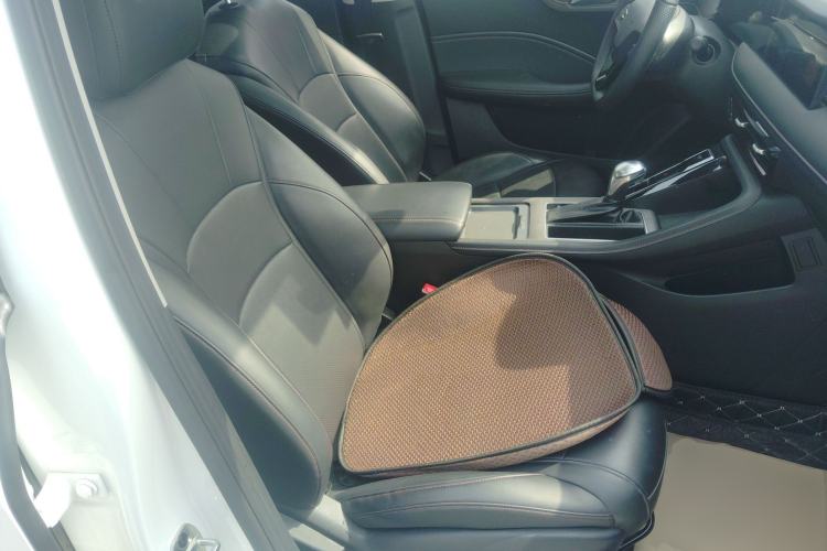 Used Roewe i5 2023 1.5L CVT Luxury Edition