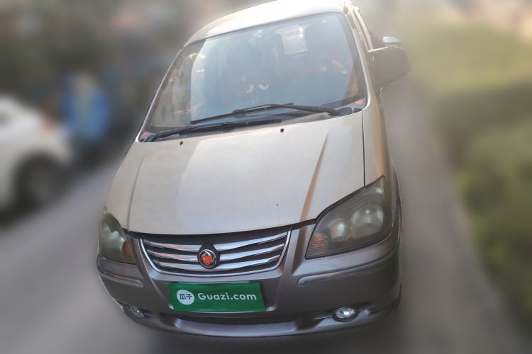 Used FORTHING Lingzhi 2013 M3 1.6L 7-Seater Luxury Model
