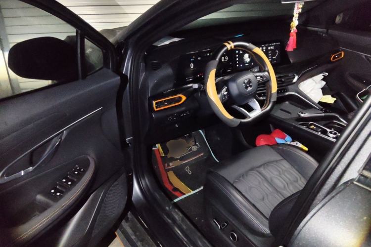 Used CHANGAN UNI-T 2022 1.5T Flagship Edition

