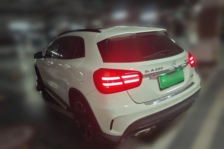 Used Mercedes-Benz GLA 2018 GLA 220 4MATIC Sport Edition Rear Left 45 Deg