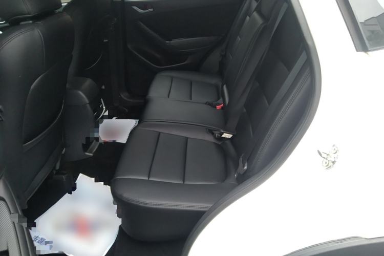 Used Mazda CX-5 2015 2.0L Automatic Two-Wheel Drive Urban Version Left Rear Seat