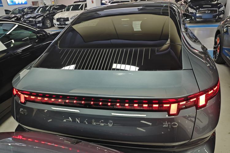 Used Lynk & Co Z10 2025 95 kWh 702 km All-Wheel Drive Intelligent Driving Ultra