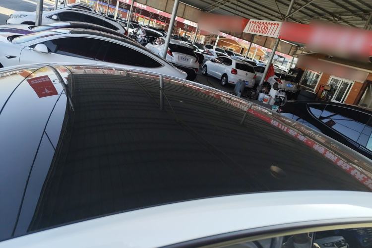 Used Tesla Model Y 2023 Long-Range All-Wheel-Drive Version
