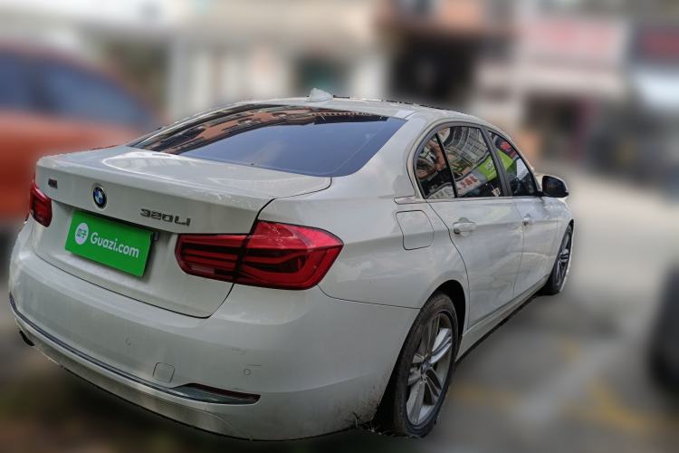 Used BMW 3 Series 2016 320Li Ambition Model
