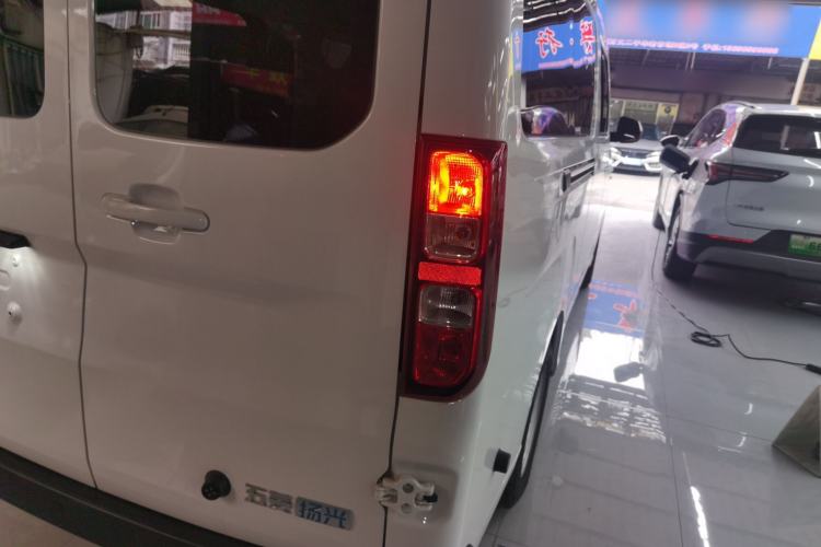 Used Wuling Yangguang 2025 Model 400km Bus Edition—Comfort Edition
