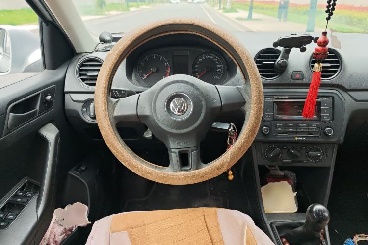 Used Volkswagen Jetta 2015 Value Edition 1.6L Manual Fashionable Style