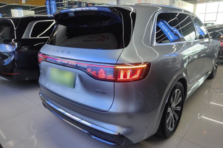 Used Hima AITO M8 2025 Extended-Range Max+ Version 53.4 kWh 6-Seater Edition