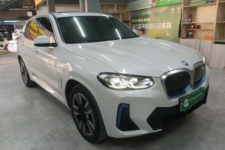 Used BMW iX3 2022 Leading Model Front Right 45 Deg