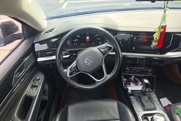 Used Volkswagen Passat 2023 330TSI Starry Elite Edition Steering Wheel