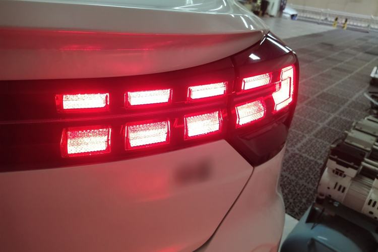 Used Lynk & Co 05 2020 2.0TD Two-Wheel Drive Shine Halo