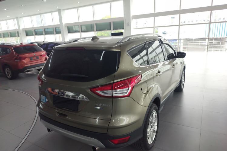 Used Ford Kuga 2013 2.0L GTDi Four-Wheel-Drive Sport Model Rear Right 45 Deg