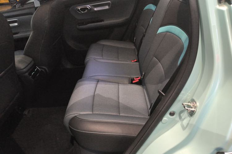 Used AION Y 2023 Younger Star Edition
