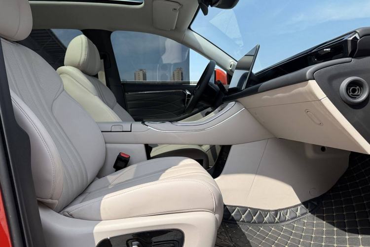 Used AION V 2024 Aion Tyrannosaurus 650 LiDAR Edition