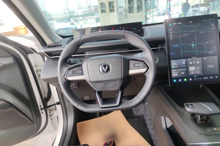 Used CHANGAN Eado 2025 Blue Whale 1.5T 500Bar Prestige Model