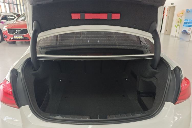 Used BMW 3 Series 2016 320Li Ambition Model Trunk