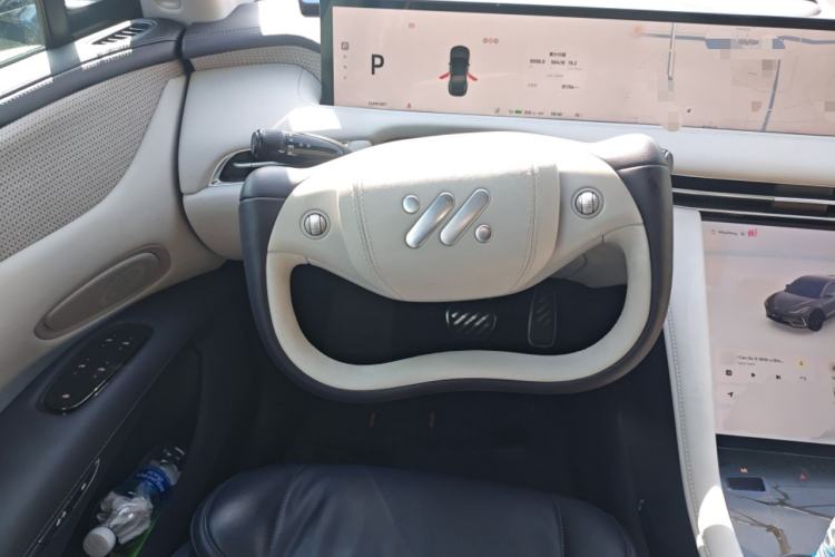 Used IM LS7 2023 90 kWh Elite Rear-Drive Version