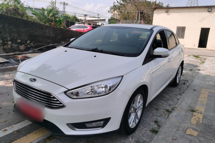 Used Ford Focus 2015 Sedan EcoBoost 125 Automatic Supreme Style Edition