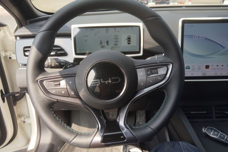 Used BYD Seal 06 New Energy 2025 DM-i Smart Drive 80KM Luxury Model
