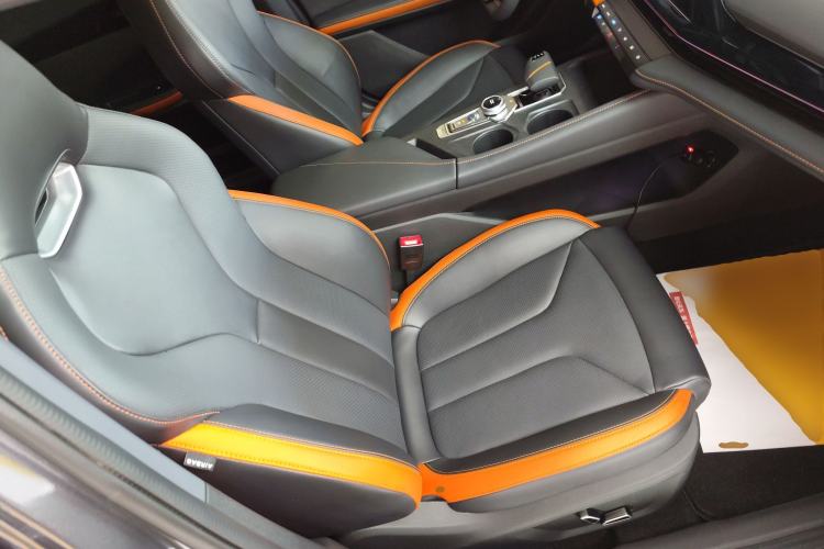 Used Changan UNI-V 2023 1.5T Prestige Model