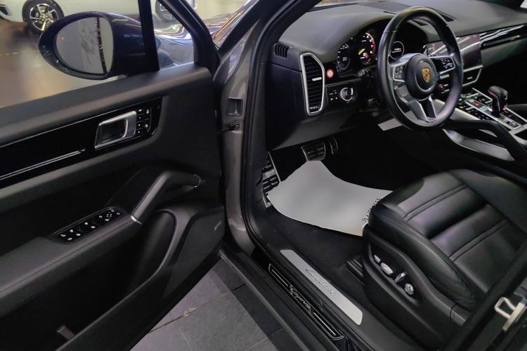 Used Porsche Cayenne E-Hybrid 2021 Cayenne E-Hybrid 2.0T