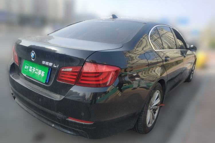 Used BMW 5 Series 2013 525Li Luxury Model