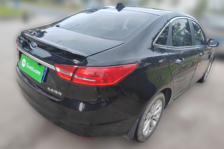 Used Ford Escort 2015 1.5L Automatic Fashion Model