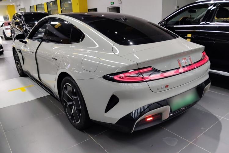 Used Xiaomi Auto SU7 2024 Rear-Drive Long-Range Intelligent Driving Version