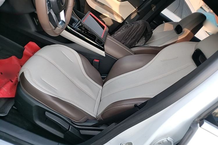 Used BYD Qin PLUS 2024 HONOR Edition DM-i 55KM Leading Model Left Front Seat