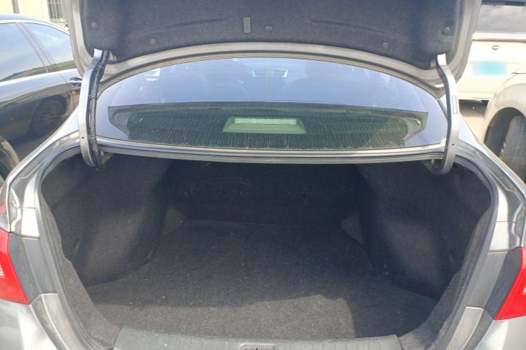 Used Nissan Sylphy 2021 Classic 1.6XE CVT Comfort Edition Trunk