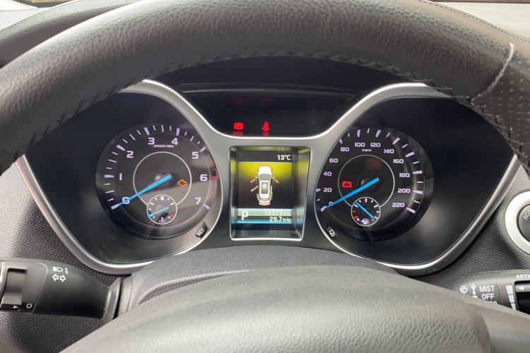 Used JMC Yusheng S330 2016 1.5L GTDi Automatic Two-Wheel Drive Fashion Edition
