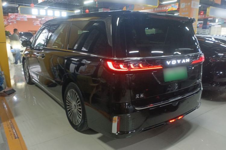 Used VOYAH Dream 2025 PHEV Four-Wheel-Drive Flagship Kunpeng Edition