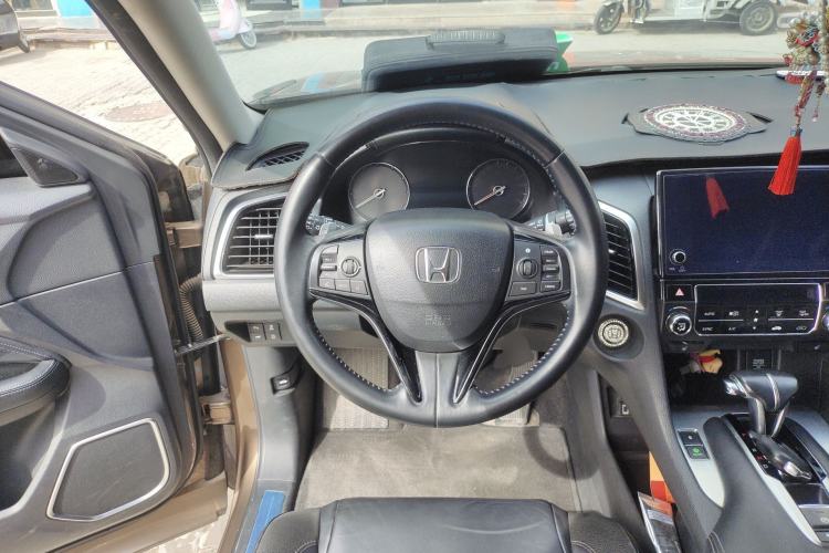 Used Honda Avancier 2017 240TURBO Two-Wheel Drive Premium Edition