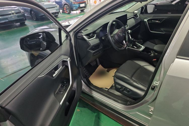 Used Toyota Wildlander 2023 2.0L CVT Two-Wheel Drive Luxury PLUS Edition