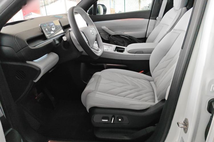 Used Nio ES6 2025 100 kWh
