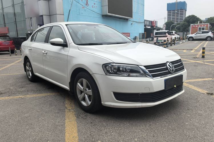 Used Volkswagen Lavida 2013 Revised Classic 1.6L Automatic Fashion Edition