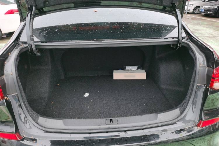 Used Chevrolet Monza 2020 320 Automatic Enjoyment Edition