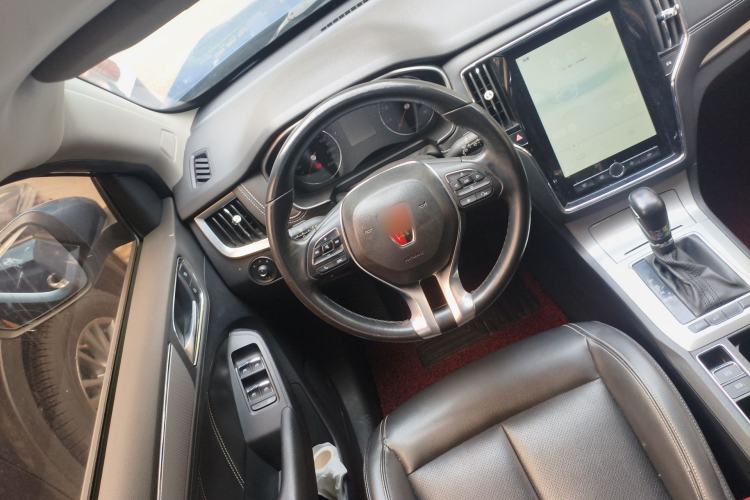 Used Roewe RX5 2018 20T Two-Wheel Drive Automatic Internet Smart Edition Steering Wheel