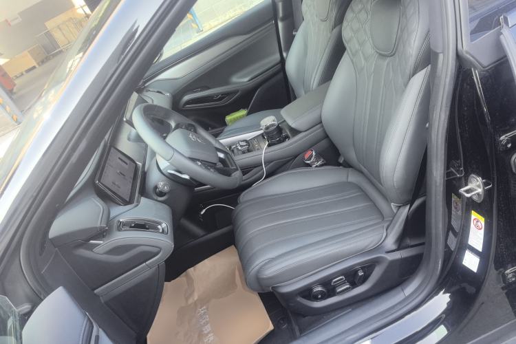 Used BYD Song L EV 2025 Intelligent Driving Version 662 km LiDAR Excellence Edition
