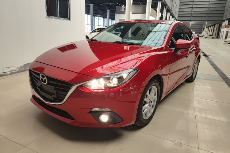Used Mazda 3 Axela 2016 Sedan 1.5L Automatic Luxury Model