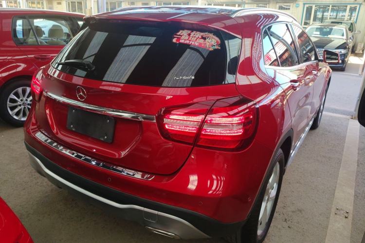 Used Mercedes-Benz GLA 2017 GLA 200 Sport Edition Rear Right 45 Deg