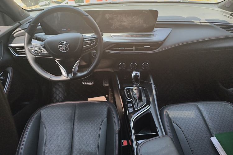 Used Buick Verano 2022 Pro GS Wind-Chasing Edition Center Console