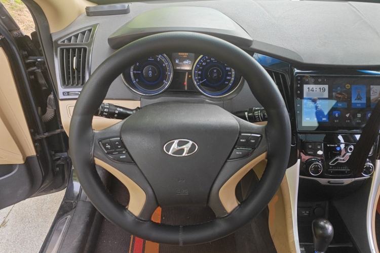 Used Hyundai Sonata 2013 2.0L Automatic Luxury Edition