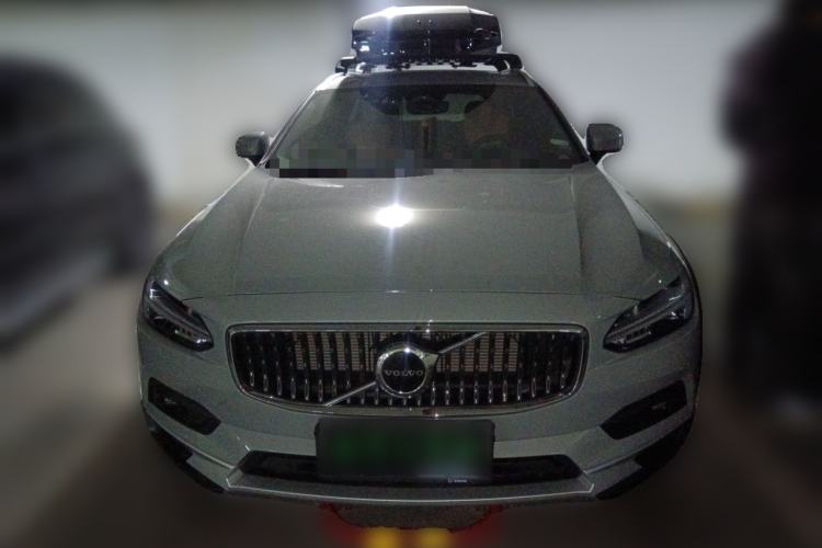 Used Volvo V90 2024 Cross Country B5 AWD Smart Range Edition
