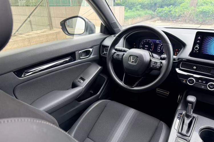 Used Honda Civic 2022 240TURBO CVT Dynamic Edition