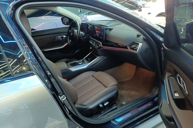 Used BMW i3 2023 eDrive 40 L Midnight Edition