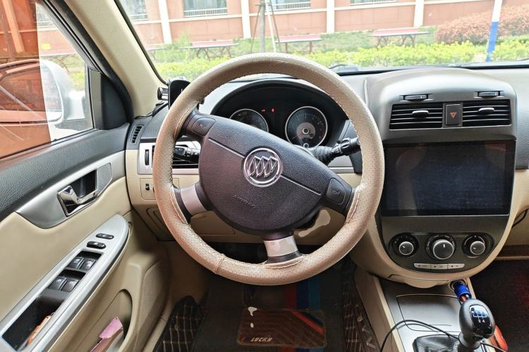 Used Buick Excelle 2013 1.5L Manual Classic Model Steering Wheel
