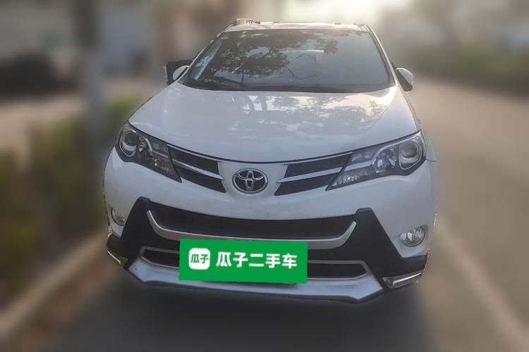 Used Toyota RAV4 2013 2.0L CVT Four-Wheel Drive New Edition
