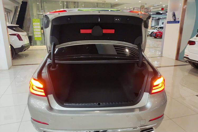 Used BMW 5 Series 2019 530Li Luxury Edition Premium Package